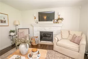 1215 Easton St NE, Canton, OH 44721 - Photo 7