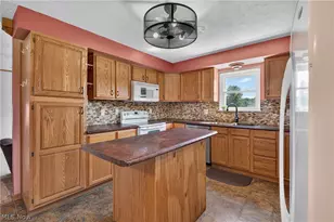 13830 Baumhart Rd, Oberlin, OH 44074 - Photo 15