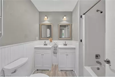 13830 Baumhart Road, Oberlin, OH 44074 - Photo 9