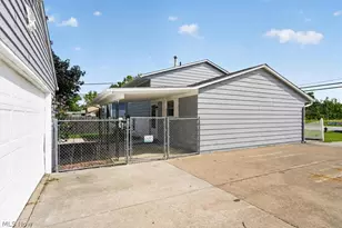 4036 Leavitt Rd, Lorain, OH 44053 - Photo 43
