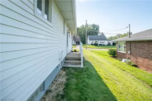 748 Hemlock St NW, Massillon, OH 44647 - Photo 41