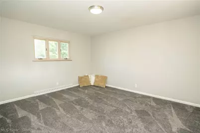 748 Hemlock Street NW, Massillon, OH 44647 - Photo 23