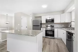 1927 Case St, Twinsburg, OH 44087 - Photo 11