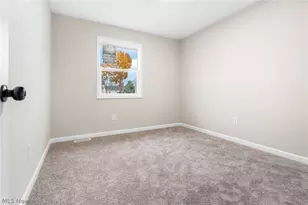1927 Case St, Twinsburg, OH 44087 - Photo 15
