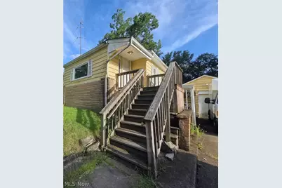 2838 Draper Street SE, Warren, OH 44484 - Photo 1