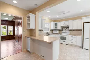 2333 16th St, Cuyahoga Falls, OH 44223 - Photo 15
