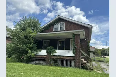 405 Drake Avenue, Youngstown, OH 44505 - Photo 1