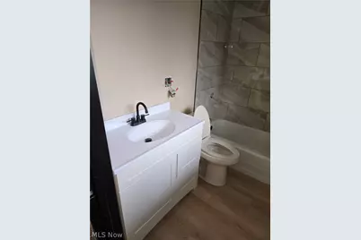 122 21st Street NW, Barberton, OH 44203 - Photo 11