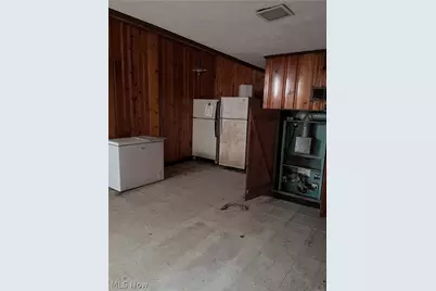 122 21st Street NW, Barberton, OH 44203 - Photo 19