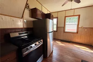 1868 E 34th St, Lorain, OH 44055 - Photo 5