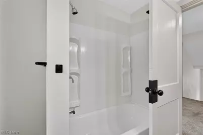96 E Ido Avenue, Akron, OH 44301 - Photo 25