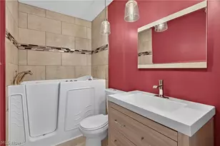 33066 Cedar Branch Cir, North Ridgeville, OH 44039 - Photo 29