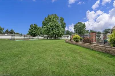 11 Meadowlawn Drive #5, Mentor, OH 44060 - Photo 27
