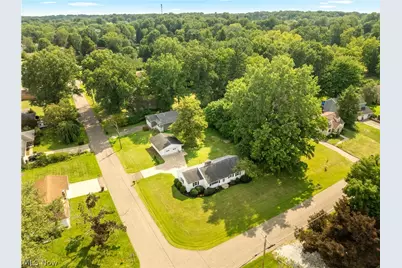 7946 Parkford Street NW, Massillon, OH 44646 - Photo 37