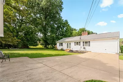 7946 Parkford Street NW, Massillon, OH 44646 - Photo 3