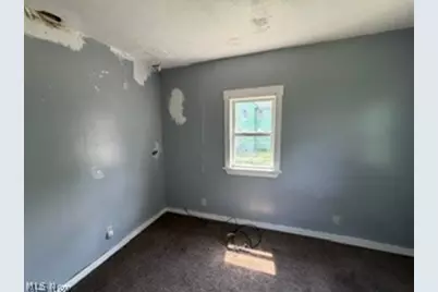 2092 W 95th Street, Loveland, OH 44102 - Photo 9