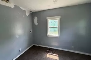 2092 W 95th St, Loveland, OH 44102 - Photo 9