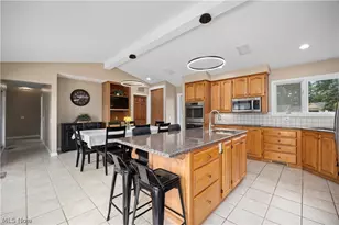 33008 Woodhaven Cir, North Ridgeville, OH 44039 - Photo 5