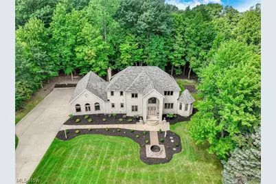 8190 Mount Royal Drive, Concord Twp, OH 44077 - Photo 3