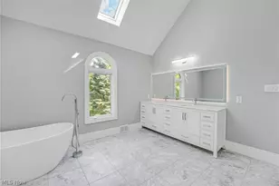 8190 Mt Royal Dr, Concord Twp, OH 44077 - Photo 23