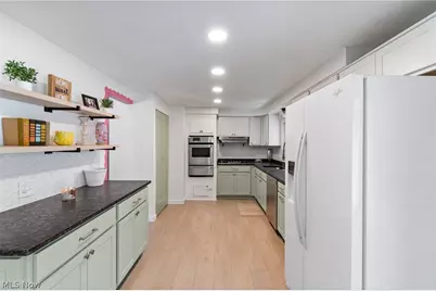 975 Colony Drive, Aurora, OH 44202 - Photo 7