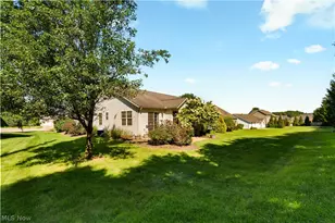 4946 Simsbury Cir NW, Massillon, OH 44646 - Photo 31