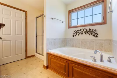 4946 Simsbury Circle NW, Massillon, OH 44646 - Photo 19