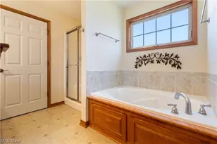 4946 Simsbury Cir NW, Massillon, OH 44646 - Photo 19