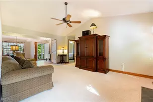 4946 Simsbury Cir NW, Massillon, OH 44646 - Photo 9