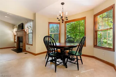 4946 Simsbury Circle NW, Massillon, OH 44646 - Photo 15