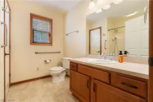 4946 Simsbury Cir NW, Massillon, OH 44646 - Photo 21