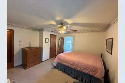 5691 Cherrywood Drive, Lorain, OH 44053 - Photo 13