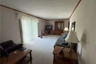 5691 Cherrywood Dr, Lorain, OH 44053 - Photo 9