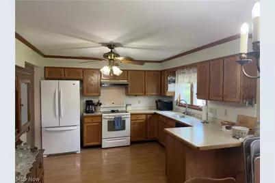 5691 Cherrywood Drive, Lorain, OH 44053 - Photo 7