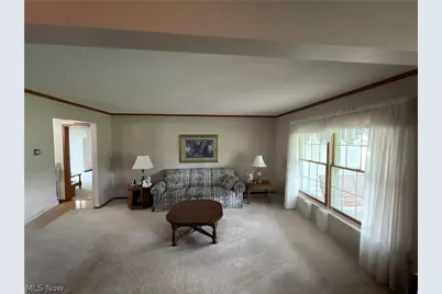 5691 Cherrywood Drive, Lorain, OH 44053 - Photo 11