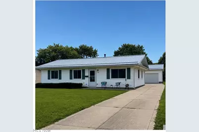 490 Myra Drive, Chardon, OH 44024 - Photo 1