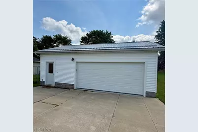 490 Myra Drive, Chardon, OH 44024 - Photo 15