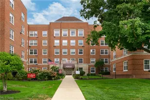 19101 Van Aken Blvd, Huber Heights, OH 44122 - Photo 1
