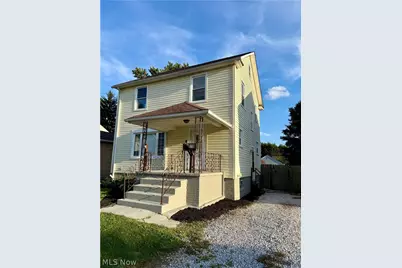 818 Saxon Avenue, Akron, OH 44314 - Photo 11
