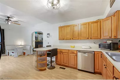 2122 Norwood Boulevard, Zanesville, OH 43701 - Photo 9