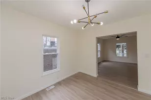 1558 Winchester Ave, Oakwood, OH 44107 - Photo 11
