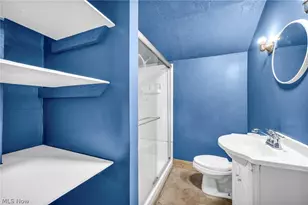 54 Brown St, Barberton, OH 44203 - Photo 23