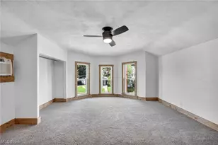 54 Brown St, Barberton, OH 44203 - Photo 19