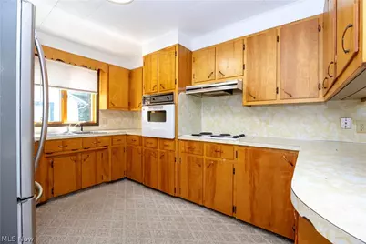 132 Owen Court, Fredericksburg, OH 44627 - Photo 9