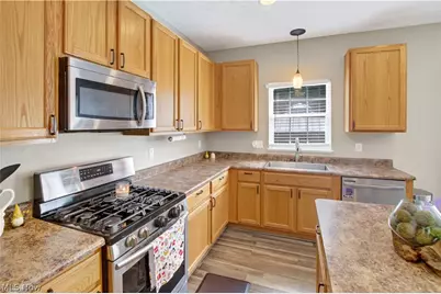 1240 Creekledge Court, Streetsboro, OH 44241 - Photo 3