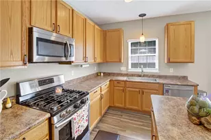 1240 Creekledge Ct, Streetsboro, OH 44241 - Photo 3