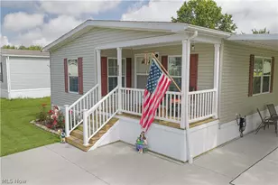 4790 Scenic Dr, Ravenna, OH 44266 - Photo 3