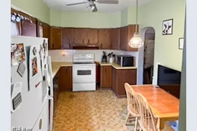 1537 Wooster Road W, Barberton, OH 44203 - Photo 9