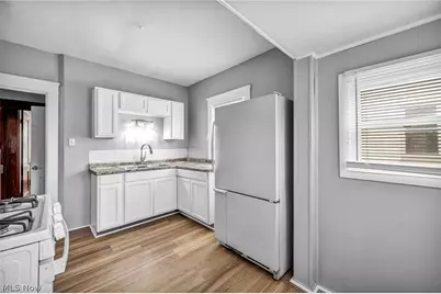 2036 W 99th Street, Loveland, OH 44102 - Photo 7