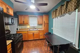 1368 Orlando Ave, Akron, OH 44320 - Photo 3